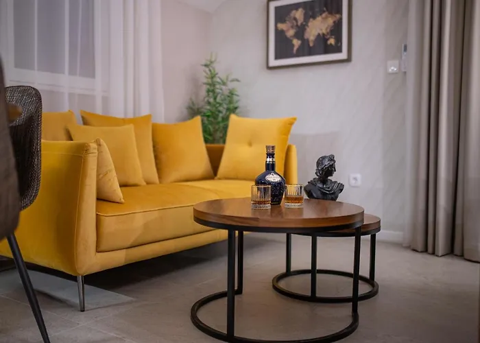 Enyana Luxury Suites