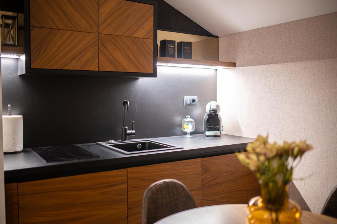 Enyana Luxury Apartment